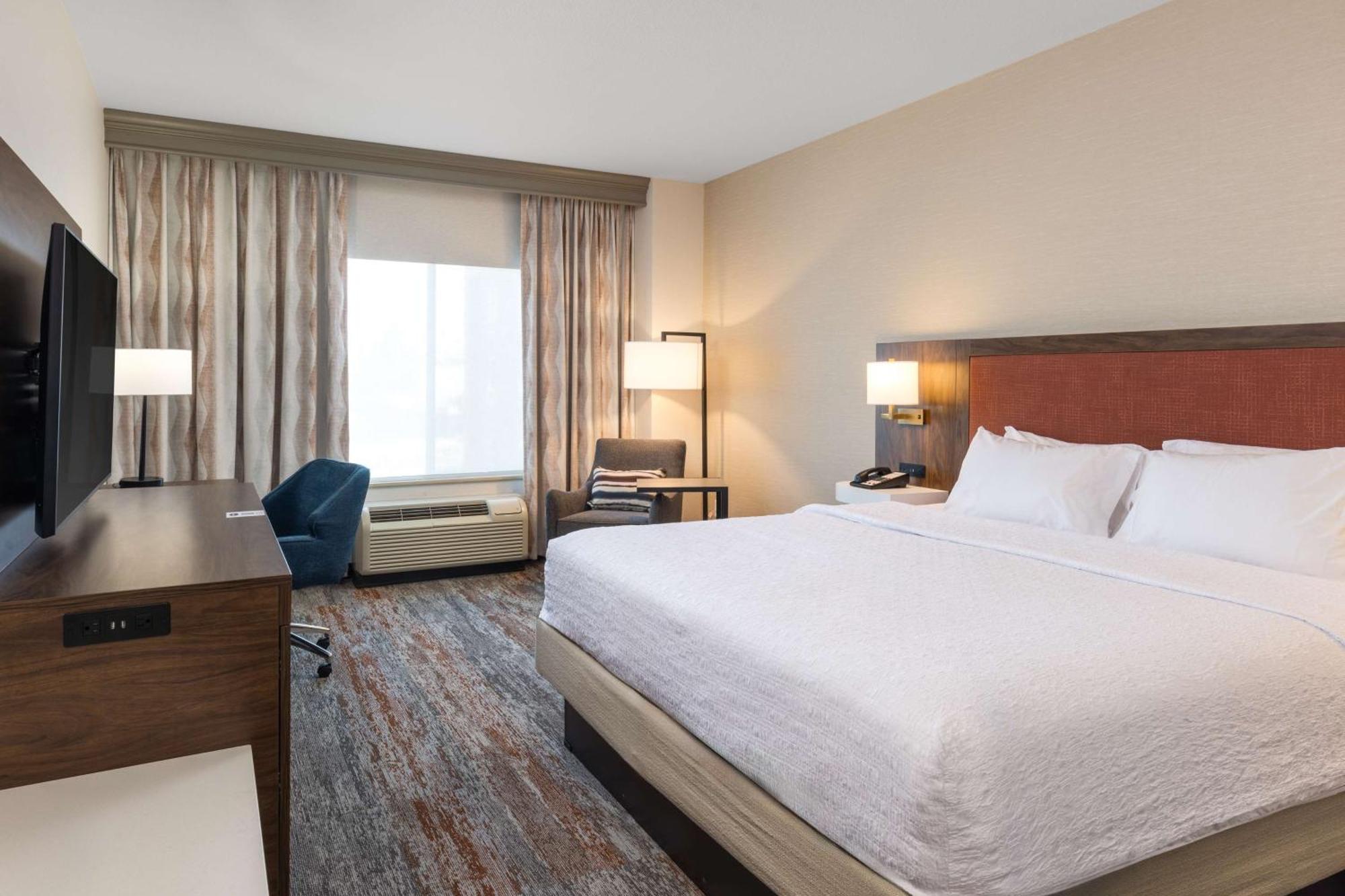 Hampton Inn & Suites Юба Сити Екстериор снимка