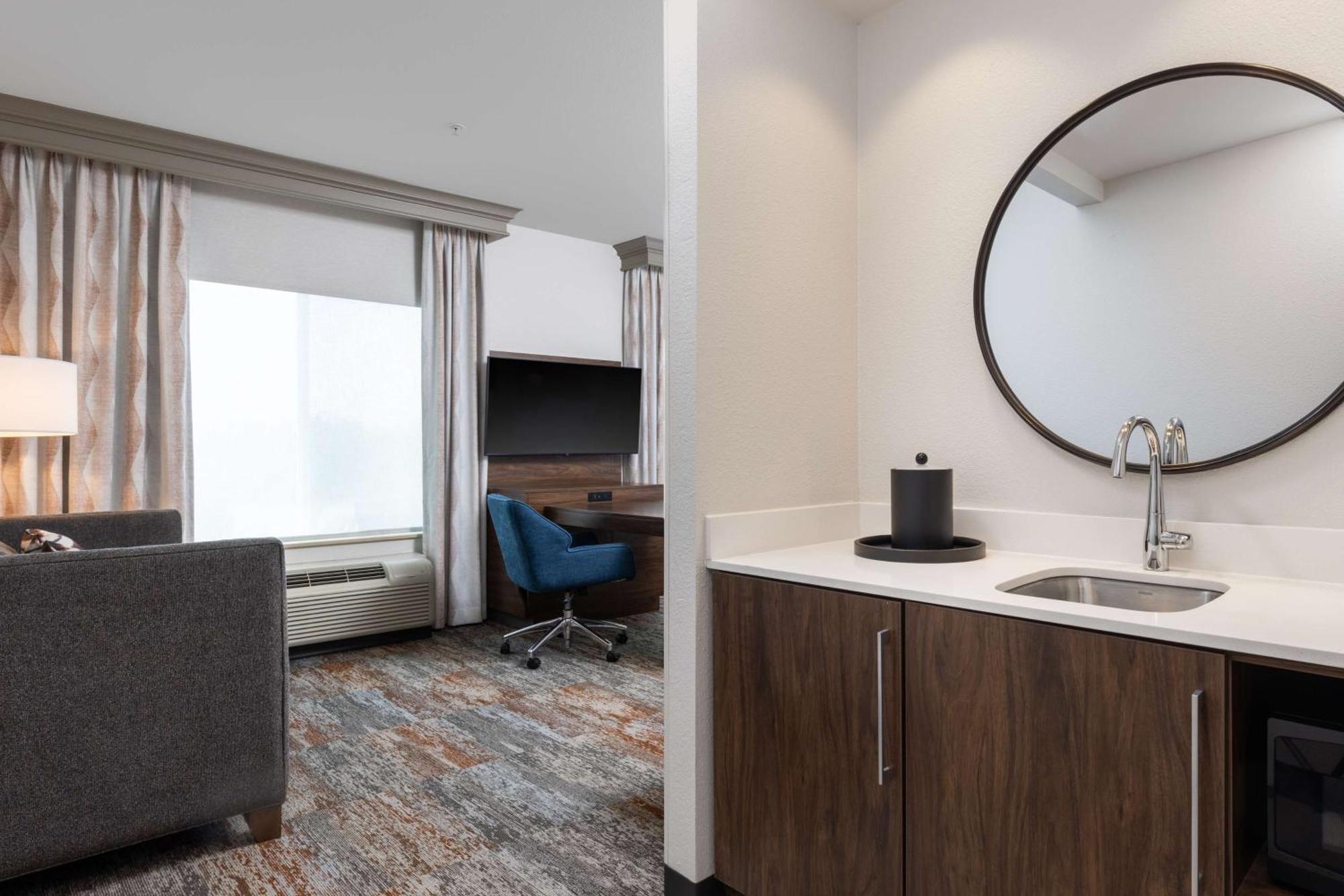 Hampton Inn & Suites Юба Сити Екстериор снимка