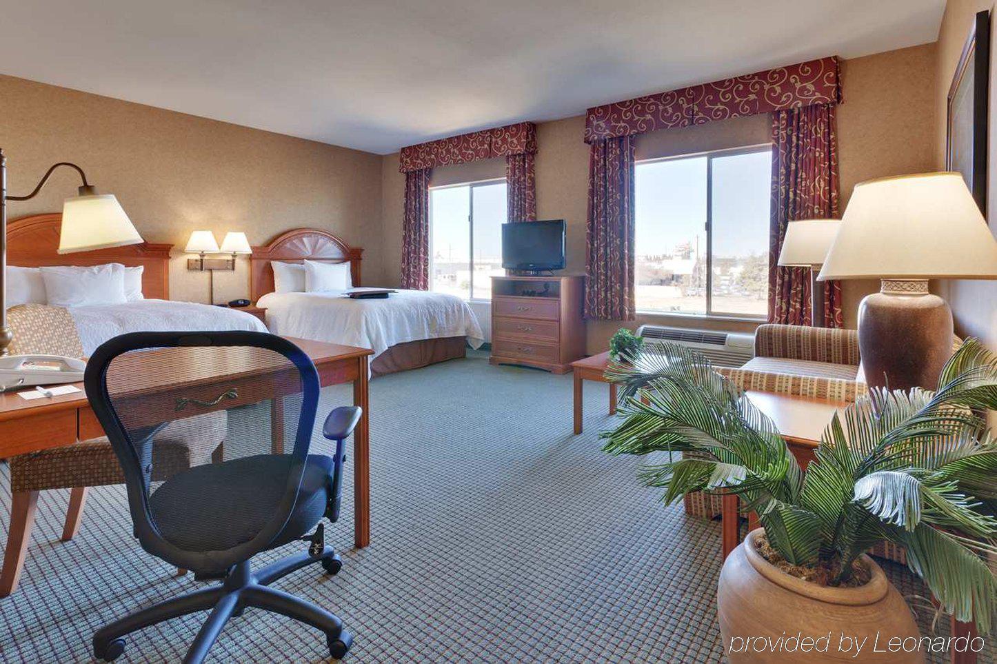Hampton Inn & Suites Юба Сити Екстериор снимка